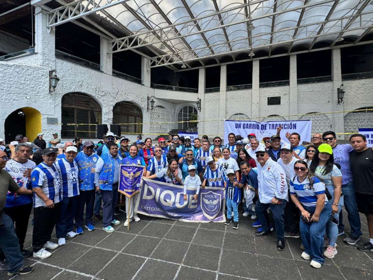 Ayuntamiento participa en los festejos por los 100 años del equipo de futbol de El Dique