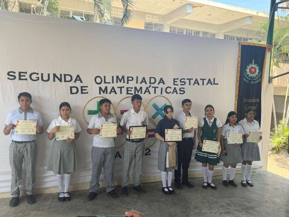 Alumna del Colegio Efrén Pazzi, Obtuvo 2º Lugar en Olimpiada de Matemáticas