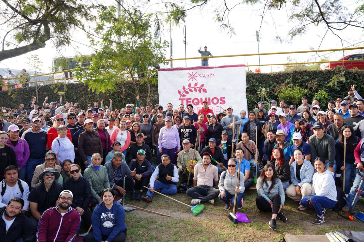 En el marco del Día Mundial del Agua, Ayuntamiento de Xalapa realiza Tequio en la Laguna de Casa Blanca