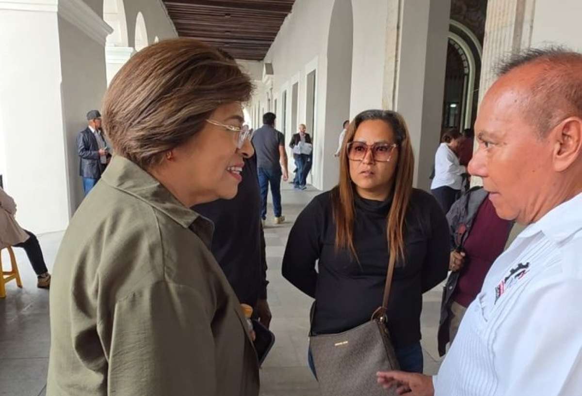 Antonio Luna dialoga con alcaldesa de Veracruz Rosa María Hernández Espejo