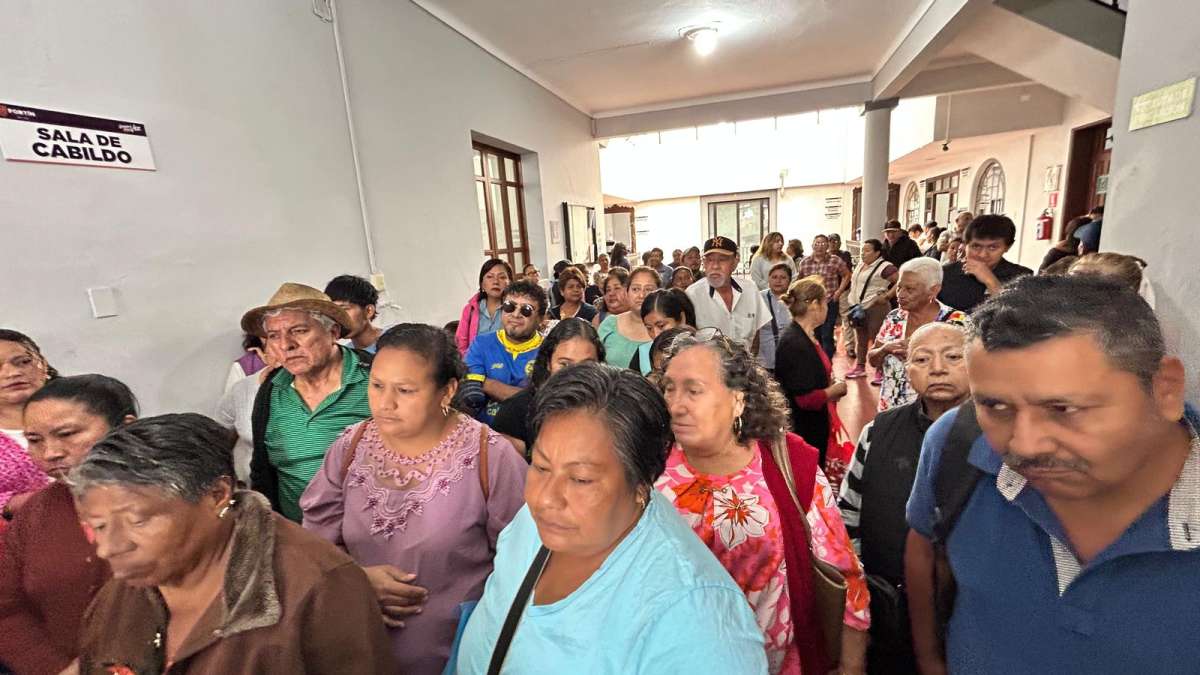 Vecinos de la Colonia “Héroes Antorchistas” de Fortín piden solución del proyecto de agua potable