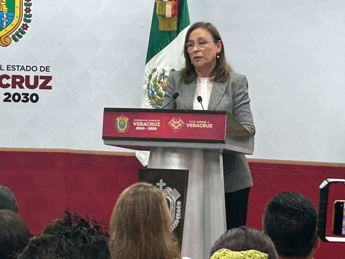 Estado atiende bloqueo de transportistas en carretera Córdoba–Veracruz a la altura de Rancho Trejo