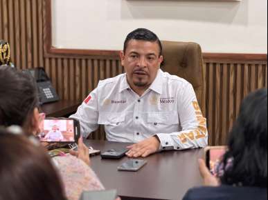 Arranca en Xalapa credencialización del Servicio Universal de Salud: Gómez Cazarín