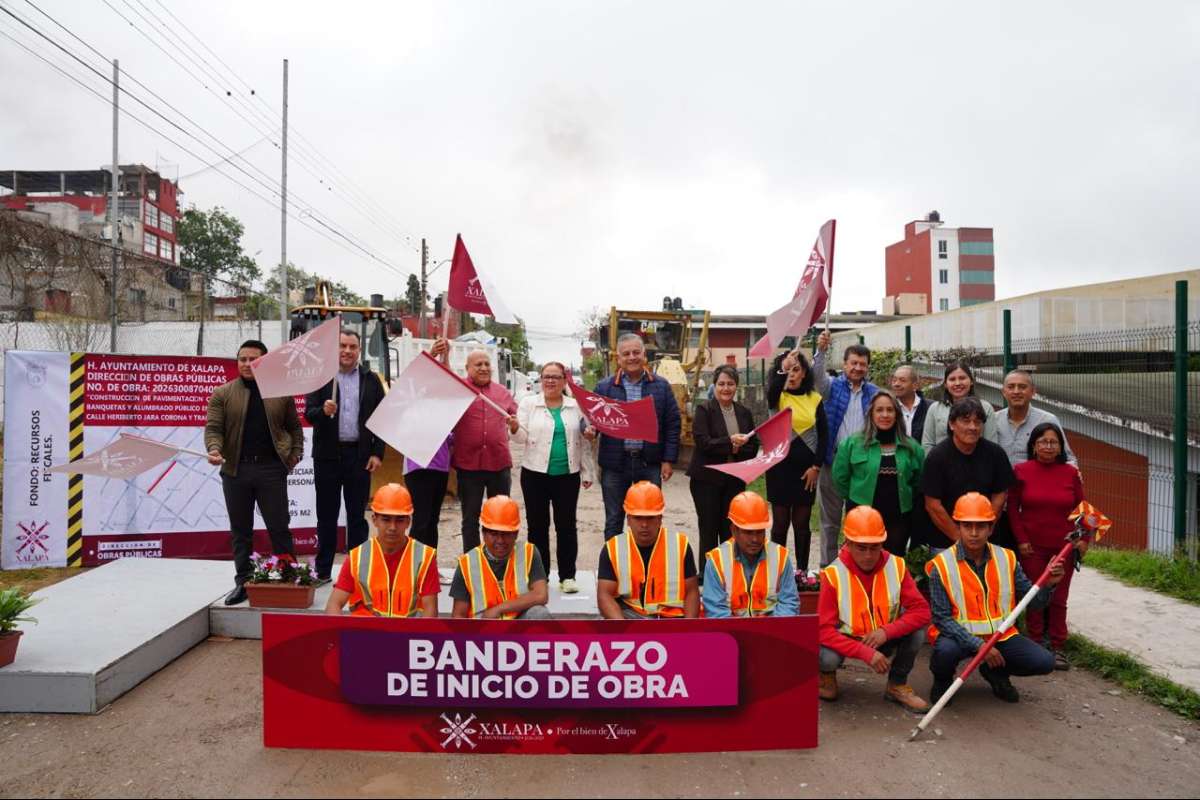 Cumple Daniela Griego a Xalapa, dio banderazo de inicio a múltiples trabajos de pavimentación