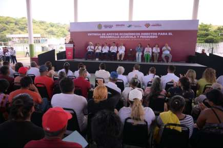 Cumple Rocío Nahle con pescadores; inicia entrega de apoyos a más de 20 mil productores   