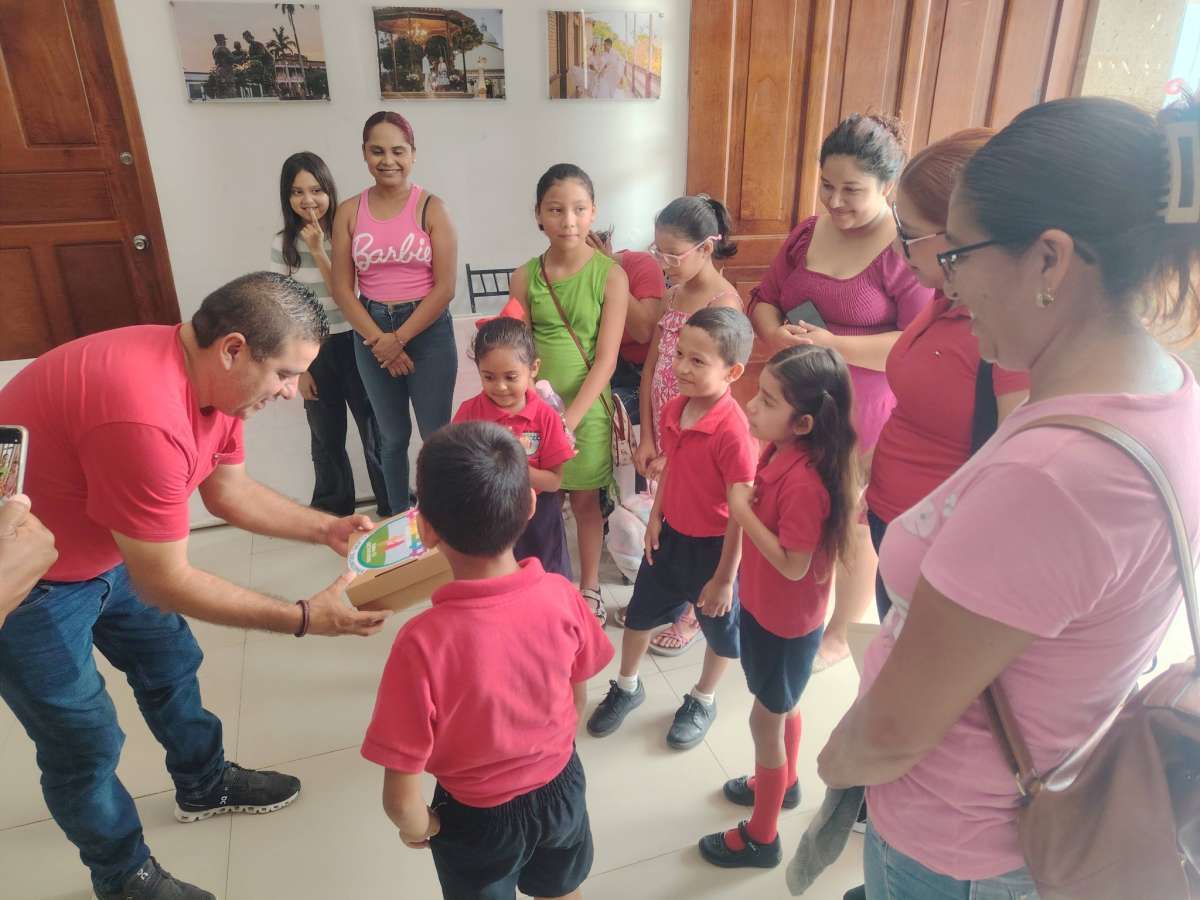 Freddy González Carreño, Será Padrino de Generación en el Kínder Lucas Alamán