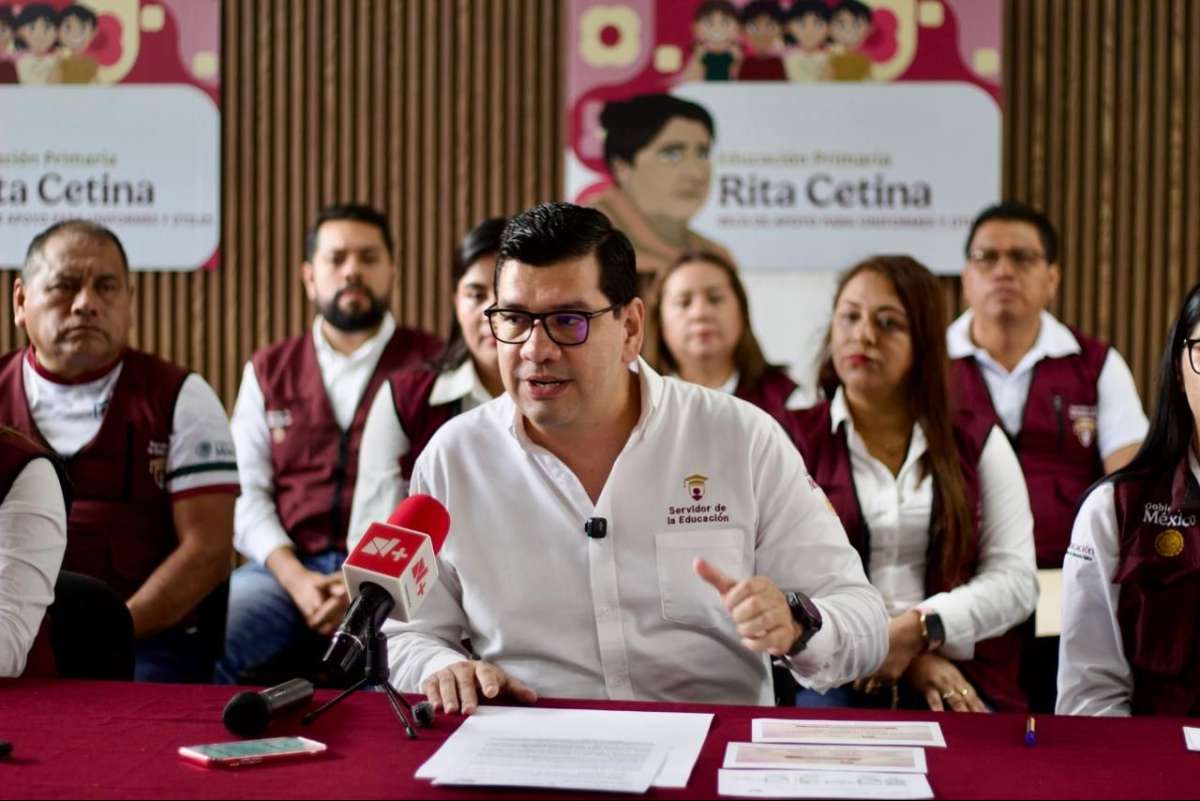 Inicia la entrega de Tarjetas del Bienestar a beneficiarios de las becas Rita Cetina en el estado de Veracruz