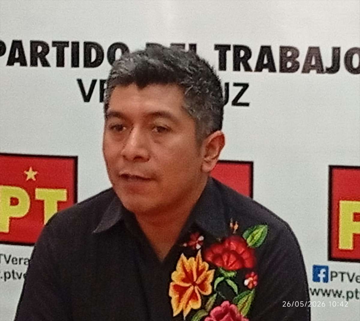 Escuelas de educación indígena de la región de Zongolica en total abandono, denuncia exdiputado local petista