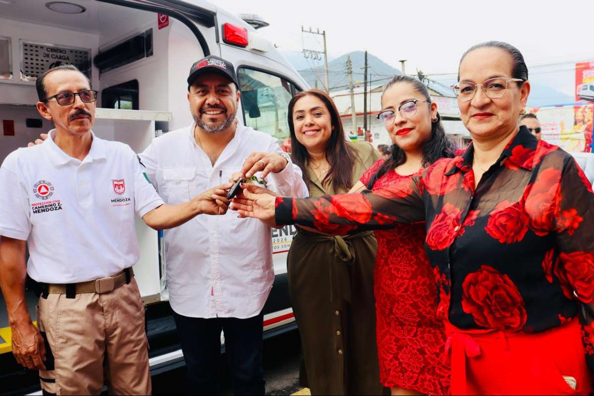 ¡Compromiso cumplido! Entrega Gobierno Municipal ambulancia de traslado para las y los mendocinos