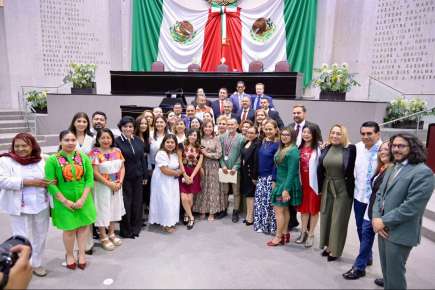 Entrega Congreso a Roberto Mora Gallardo la Medalla al Mérito Ambiental 2026