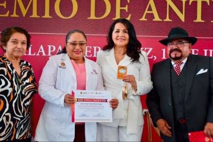 Honra Veracruz trayectoria de quienes dedican su vida al cuidado de la salud   