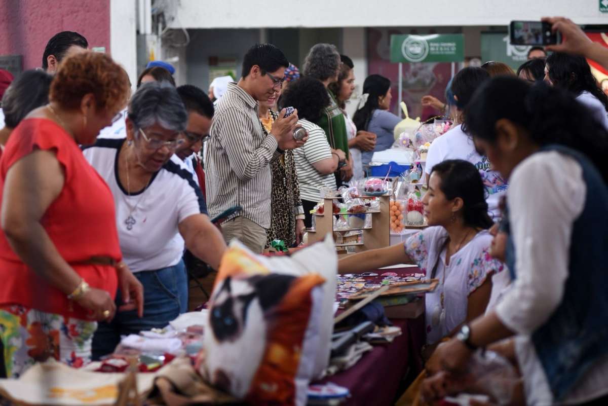 Inaugura SEV Expoventa de la Escuela Industrial Concepción Quirós Pérez