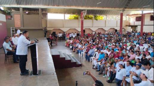 La gobernadora Rocío Nahle escucha y le cumple a su pueblo: Gómez Juan Javier Gomez Cazarin