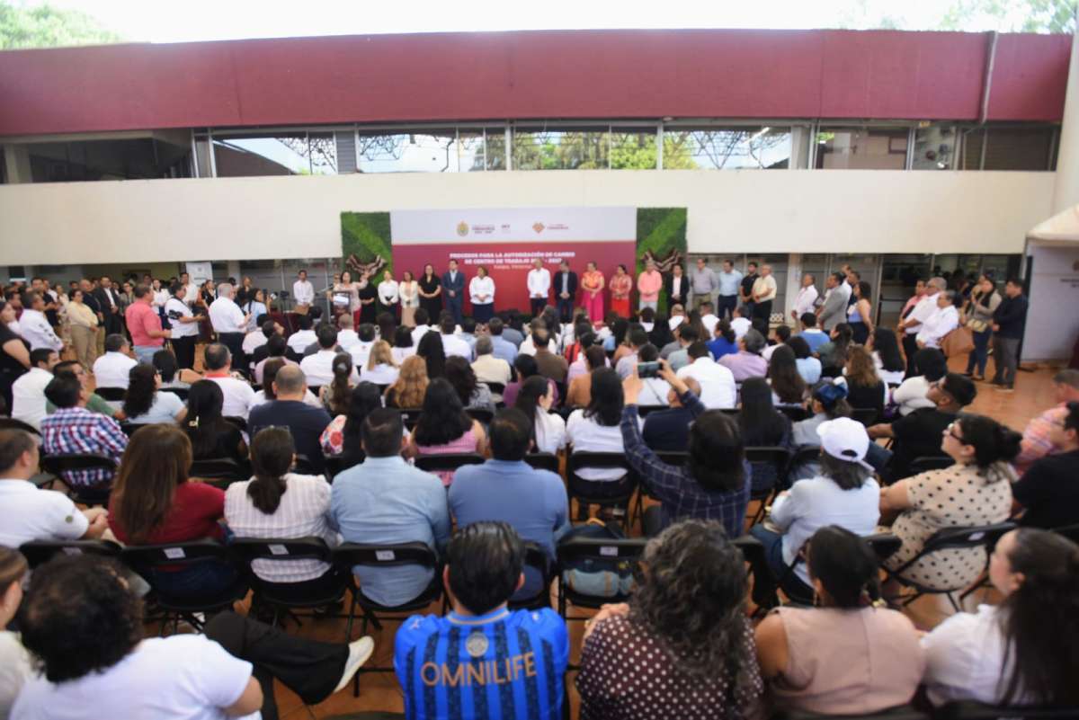 SEV inicia cambios de centro de trabajo para más de 13 mil docentes   