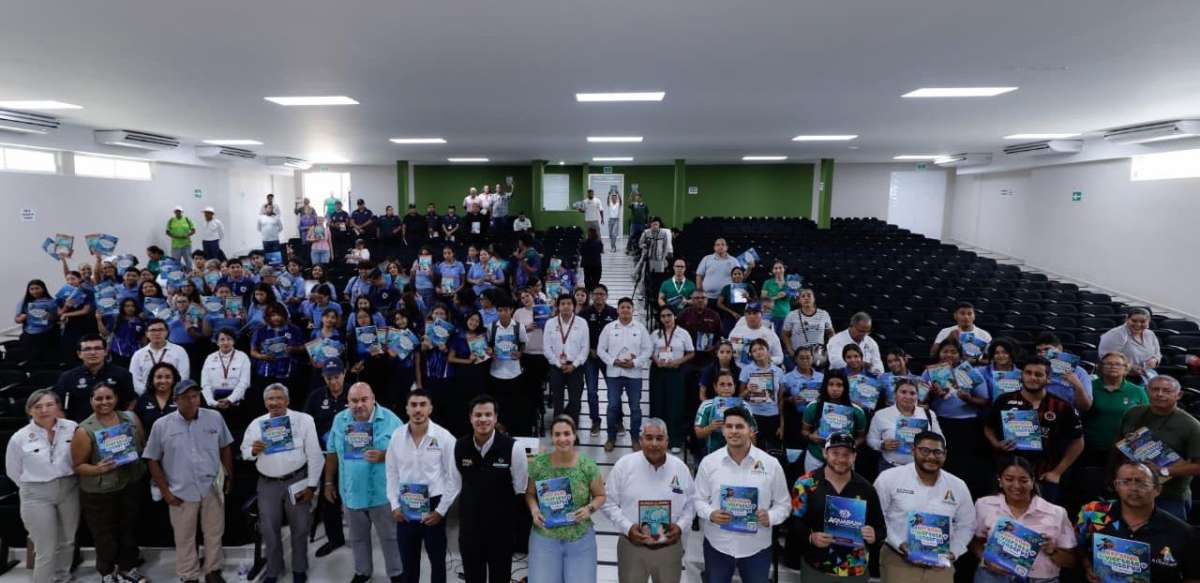 Autoridades y sociedad civil unen esfuerzos para proteger al Cangrejo Azul   