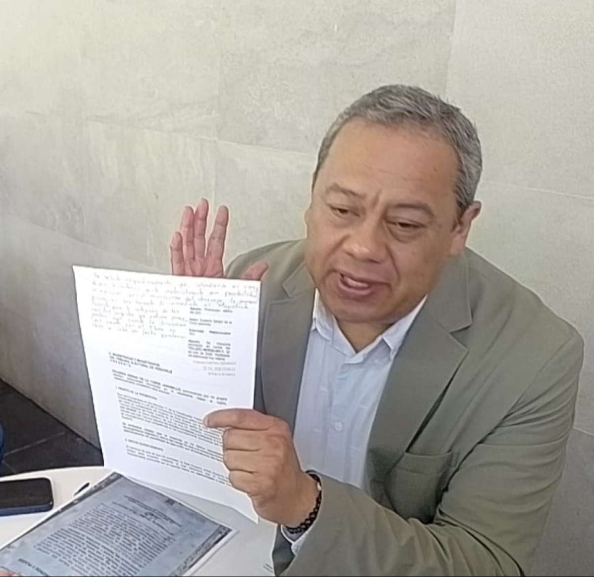 Revocación de mandato no se puede realizar, porque no hay ley secundaria y está incompleta, falta ser aprobada por los ayuntamientos