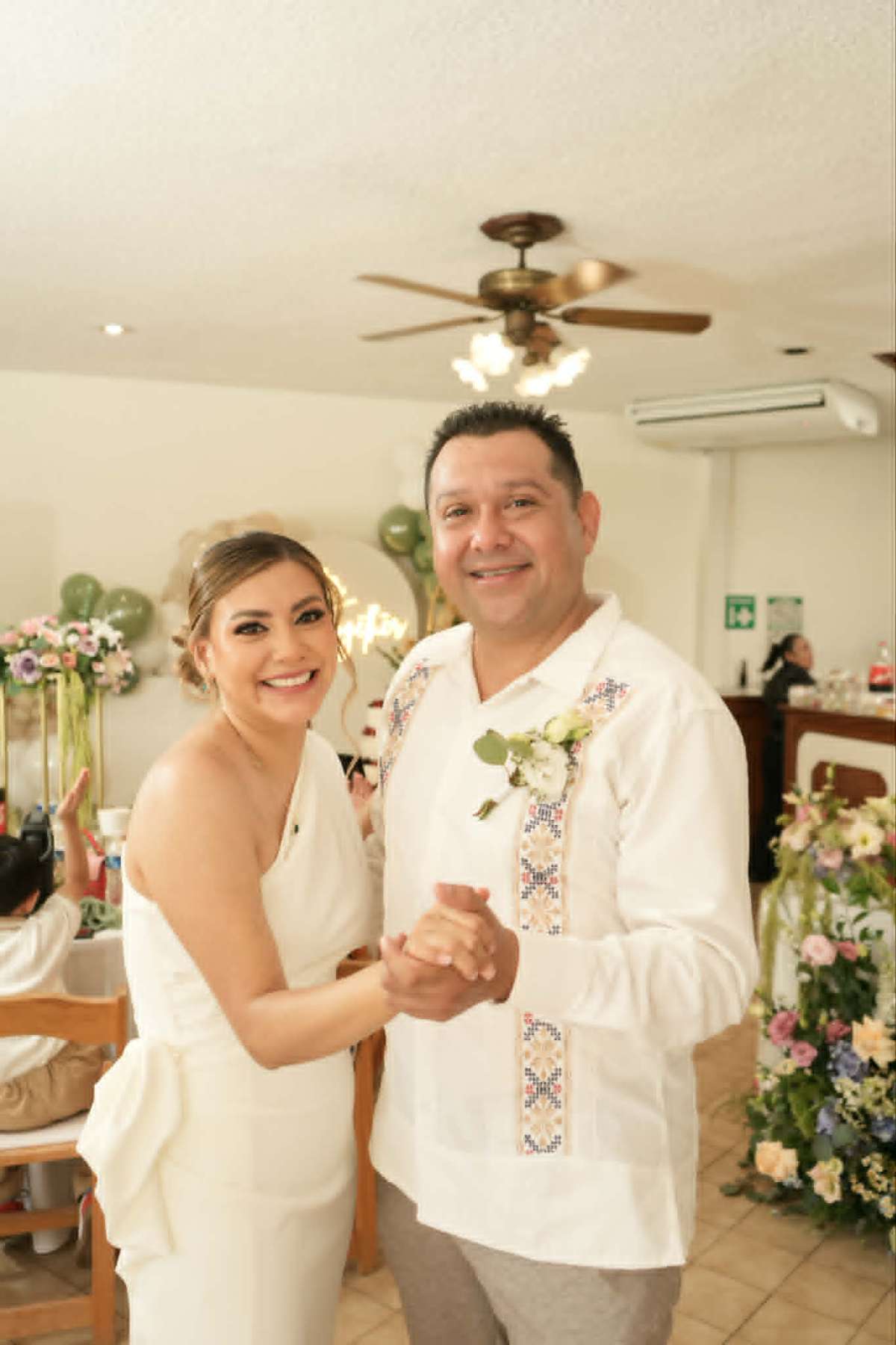 Elegante Enlace Civil del Lic. Lulio Guadalupe Valenzuela y la Lic. Luz Natalia Hernández  