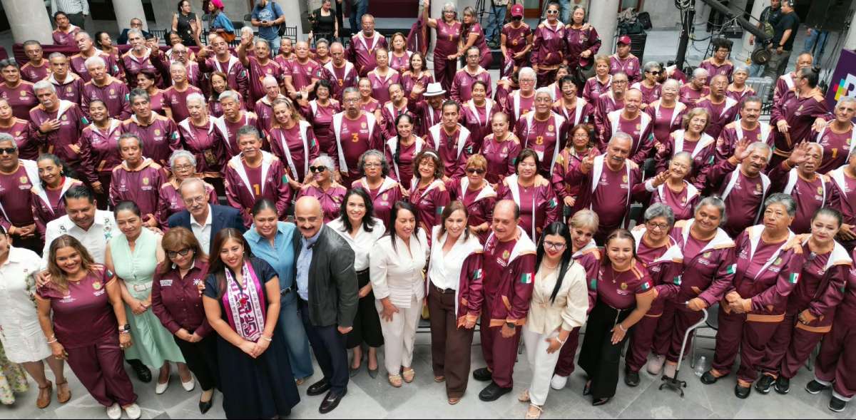 Abandera Gobernadora a participantes de las Olimpiadas de Oro 2026   