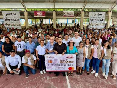 Con honestidad y resultados, el bienestar llega a más veracruzanos: Gómez Cazarín