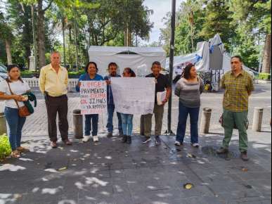Vecinos de la Colonia J. J. Panes denuncian falta de atención del ayuntamiento local para pavimentar su calle