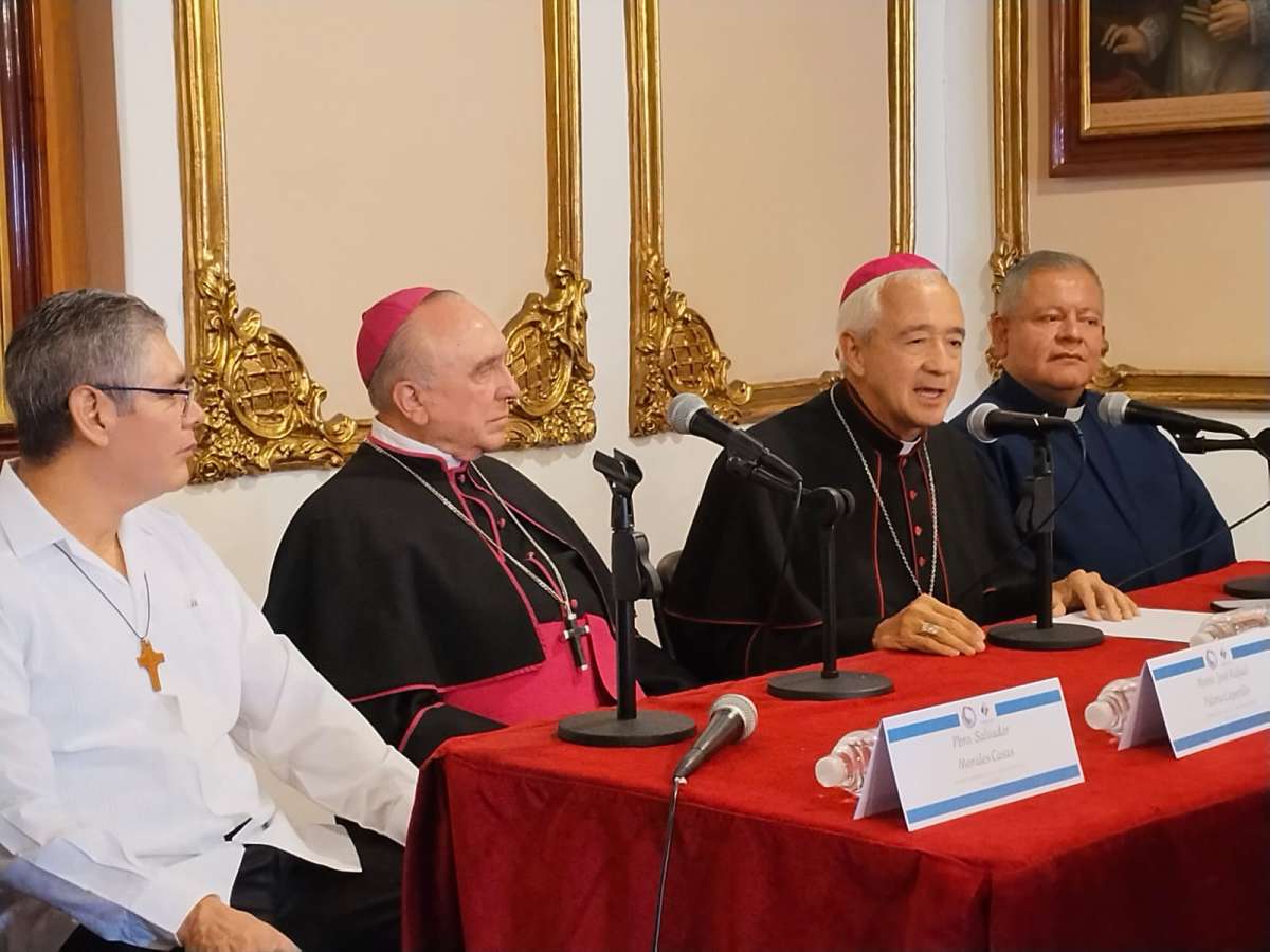 Dejo en Xalapa una Iglesia viva y reactivada: Monseñor Jorge Patrón Wong