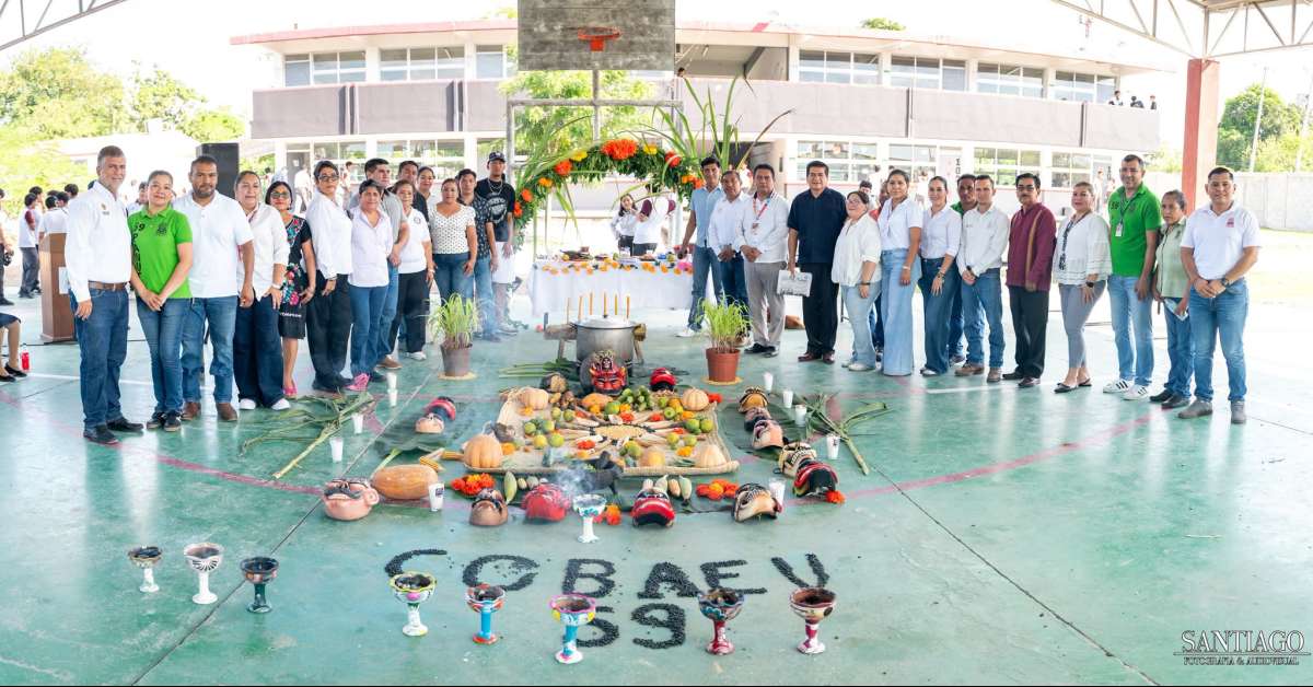 COBAEV Plantel 59 Pánuco Celebra la Primera Ofrenda a la Madre Tierra y Preserva Tradiciones Huastecas