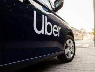 Próximo lunes estaría iniciativa para regular aplicaciones de transporte público como UBER