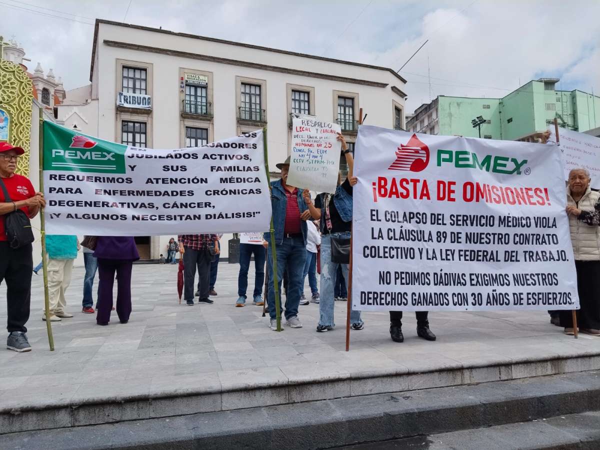 Petróleos Mexicanos deja sin servicio médicos a sus trabajadores en activo y pensionados y jubilados